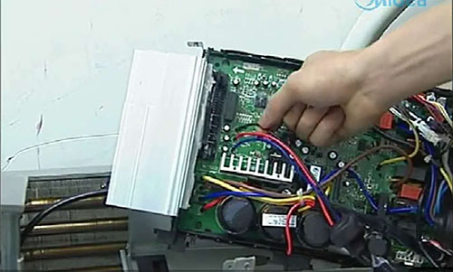 安龙美的空调电话是多少